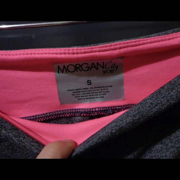 NWOT gray/black workout pants (sz S) - Picture 3 of 3